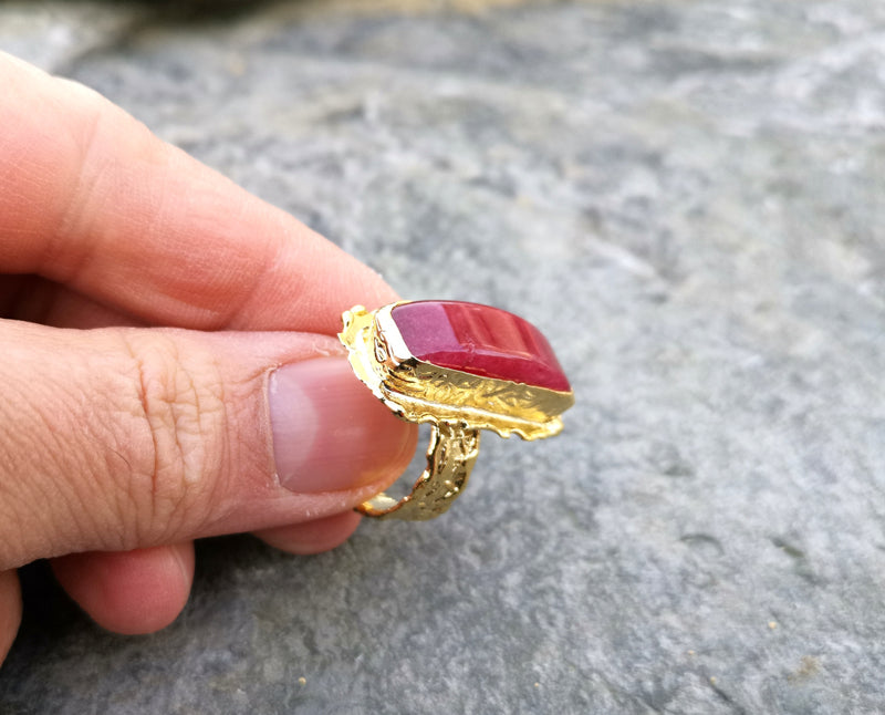Ring with Fuchsia Gemstone Gold Plated Brass Adjustable SR94