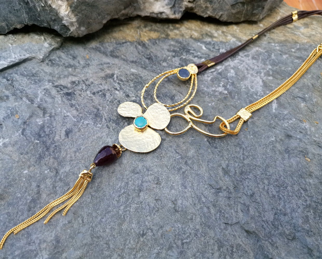Necklace with Colored Gemstones Gold Plated Brass Adjustable  SR117