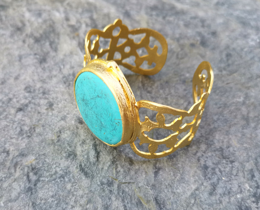 Bracelet with Turquoise Stone Gold Plated Brass Adjustable SR489