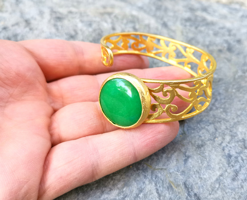 Bracelet with Green Stone Gold Plated Brass Adjustable SR500