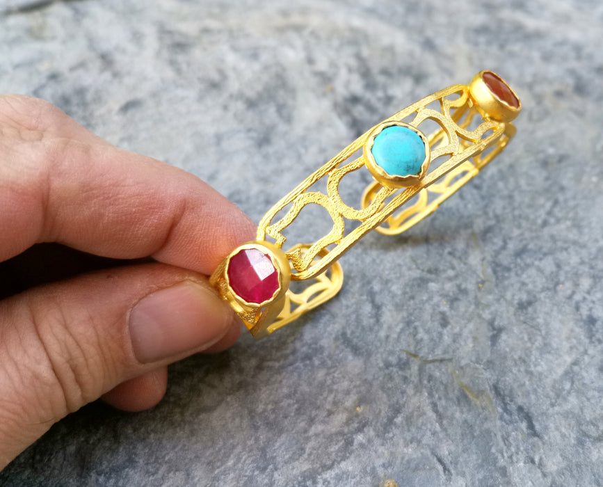 Bracelet with Colored Stones Gold Plated Brass Adjustable SR508
