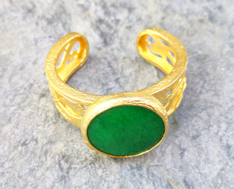 Bracelet with Green Stone Gold Plated Brass Adjustable SR520