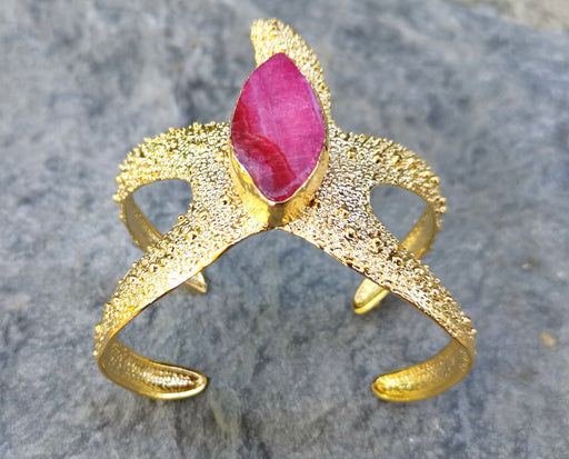 Starfish Bracelet with Fuchsia Agate Gemstone Gold Plated Brass Adjustable SR568