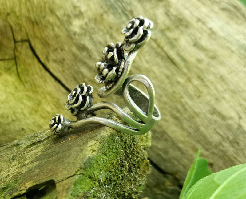 Flowers Ring Antique Silver Plated Brass Adjustable SR591