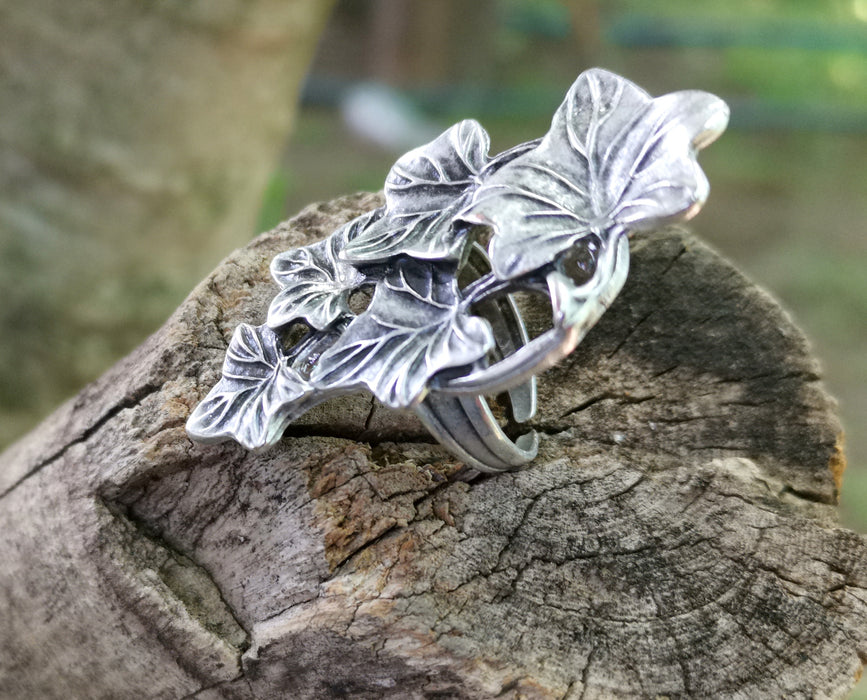 Leaves Ring Antique Silver Plated Metal Adjustable SR600