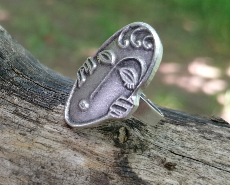 Face Ring Antique Silver Plated Metal Adjustable SR616