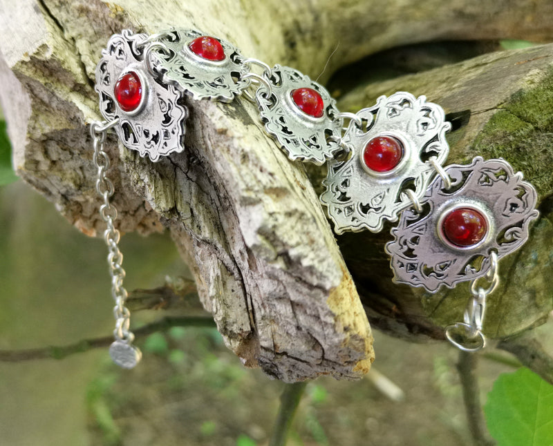 Bracelet With Red Beads Antique Silver Plated Metal Adjustable SR623
