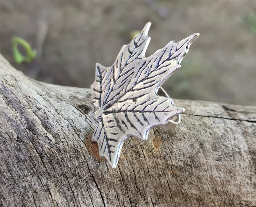 Leaf Ring Antique Silver Plated Metal Adjustable SR659