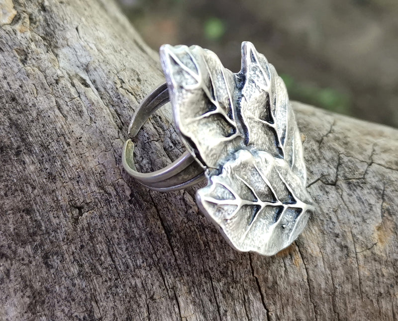 Leaves Ring Antique Silver Plated Metal Adjustable SR662