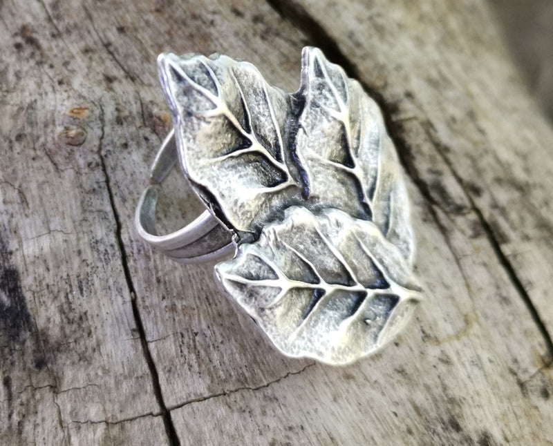 Leaves Ring Antique Silver Plated Metal Adjustable SR662