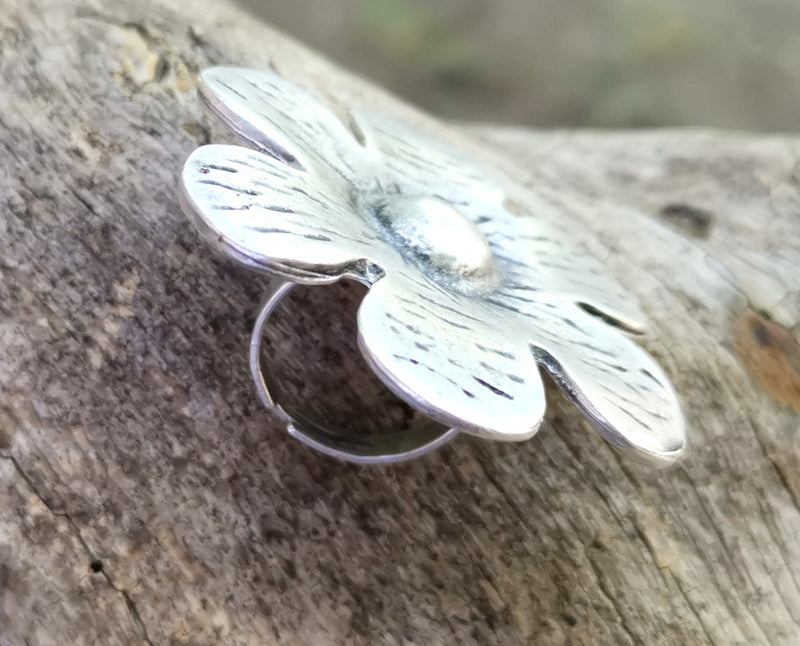 Flower Ring Antique Silver Plated Metal Adjustable SR674
