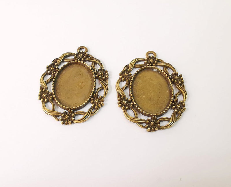 2 Flowers frame pendant blank bezel Antique bronze plated pendant (45x33mm) (25x18mm Blank Size) G24160