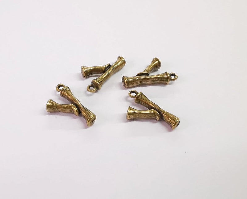 10 Tree branch charms Antique bronze plated charms (21x12mm) G24201