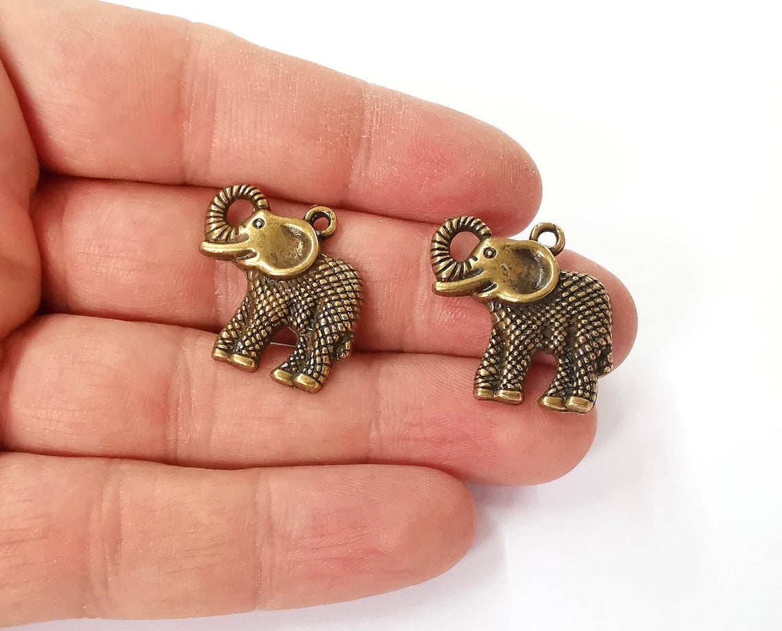4 Elephant charms Antique bronze plated charms (27x24mm) G24164