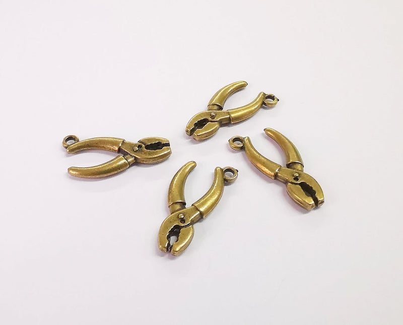 5 Pliers charms Antique bronze plated charms (25x13mm) G24198