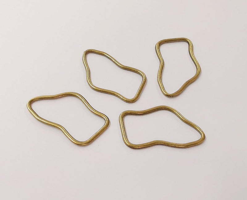 10 Antique bronze connector charm Antique bronze plated charm (32x18 mm) G24365