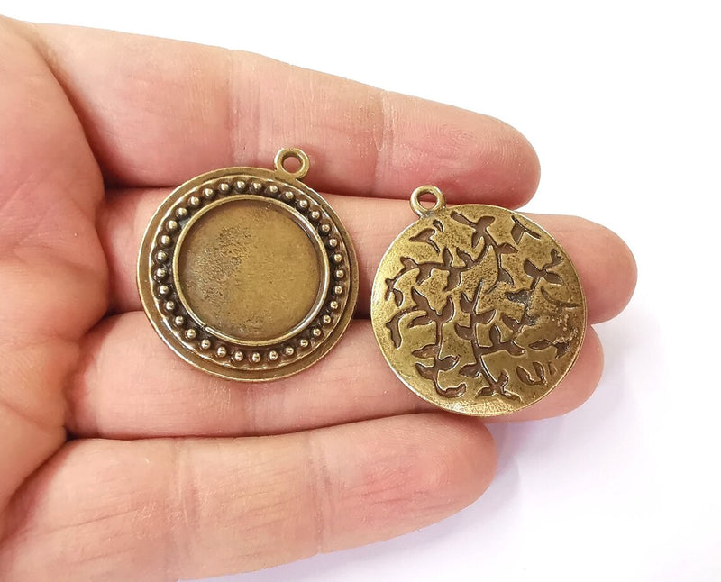 Branch frame pendant blank dished back Antique bronze plated pendant (36x31mm) (20mm Blank Size) G24395