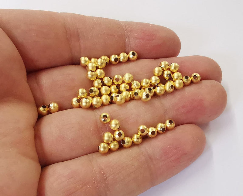 20 Round beads Gold plated beads (4mm) G24251