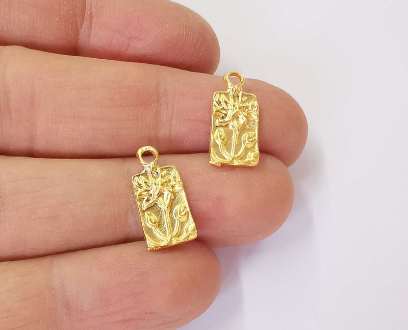 5 Lotus flower charms Gold plated charms (17x8mm) G24385
