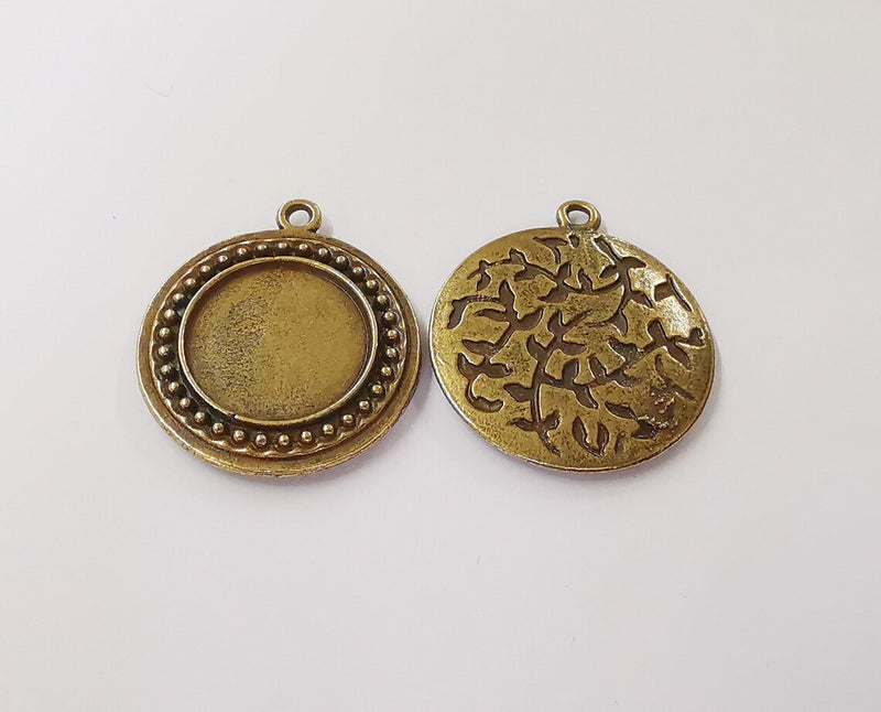 Branch frame pendant blank dished back Antique bronze plated pendant (36x31mm) (20mm Blank Size) G24395