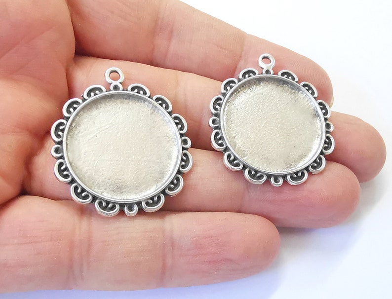 2 Frame Pendant Blank Antique Silver Plated Pendant (35x31mm) (25mm Blank Size) G25011