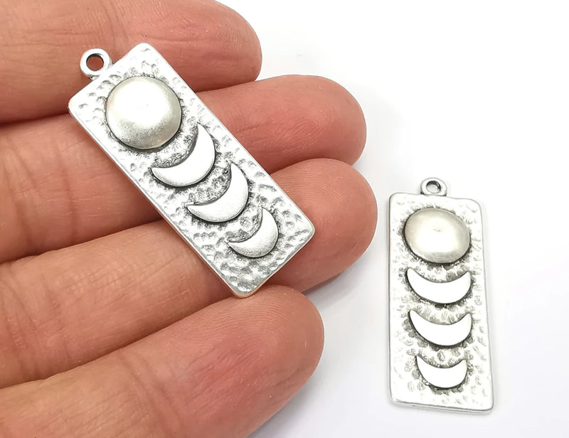 Moon Hammered Charms State of The Moon Crescent Pendant Antique Silver Plated Charms (39x15mm) G27992