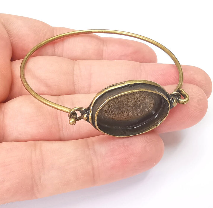 Oval Bracelet Bezel, Resin Cuff Blanks, Cabochon Bases, Mosaic Mountings, Dry flower Frame, Antique Bronze Plated Brass (25x18mm) G28562