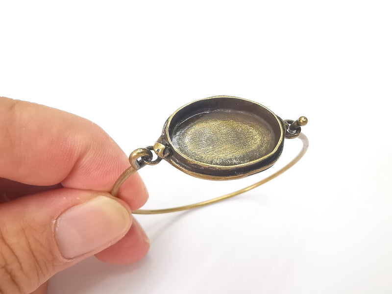Oval Bracelet Bezel, Resin Cuff Blanks, Cabochon Bases, Mosaic Mountings, Dry flower Frame, Antique Bronze Plated Brass (25x18mm) G28562