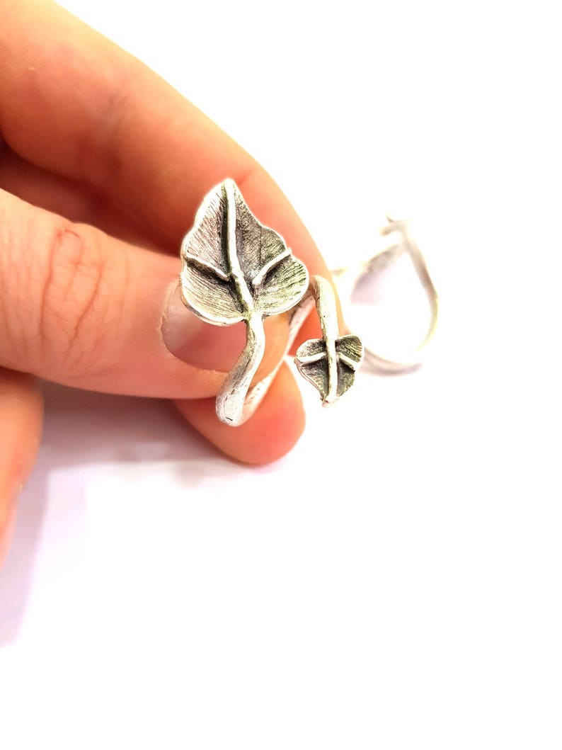 Silver Ring Blank Ring Setting Ring Bezel Base Cabochon Mountings Adjustable Ring (6 mm Blank) ,  Antique Silver Plated Brass G11836