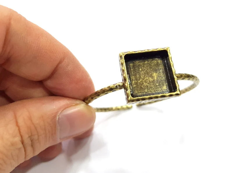 Bracelet Blank Cuff Bezel Resin inlay Blank Glass Cabochon Base Bezel Hammered Adjustable Antique Bronze Bracelet (20x20mm ) G16001