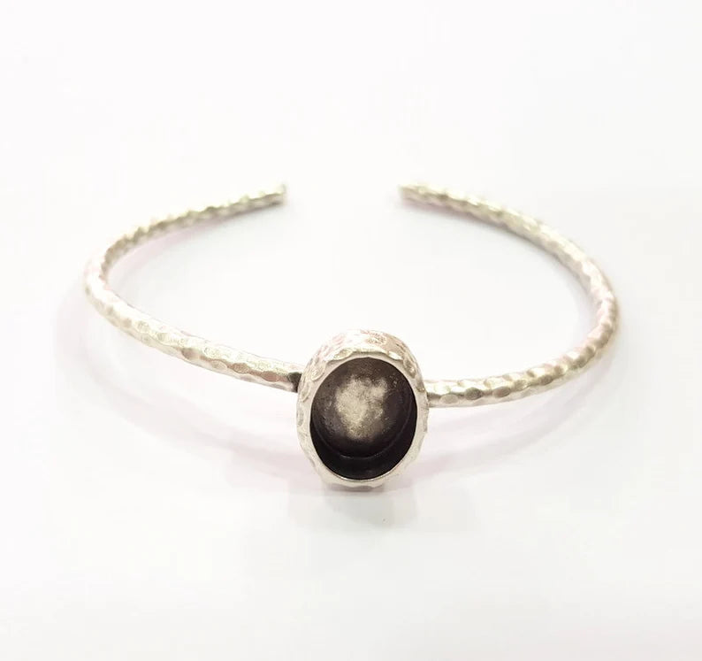 Bracelet Blank Cuff Bezel Resin Bezel inlay Blank Glass Cabochon Base Bezel Hammered Adjustable Antique Silver Bracelet (14x10mm ) G16010