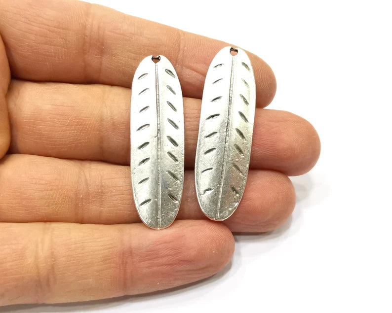 2 Feather Charms Antique Silver Plated Charms (44x13mm) G26877