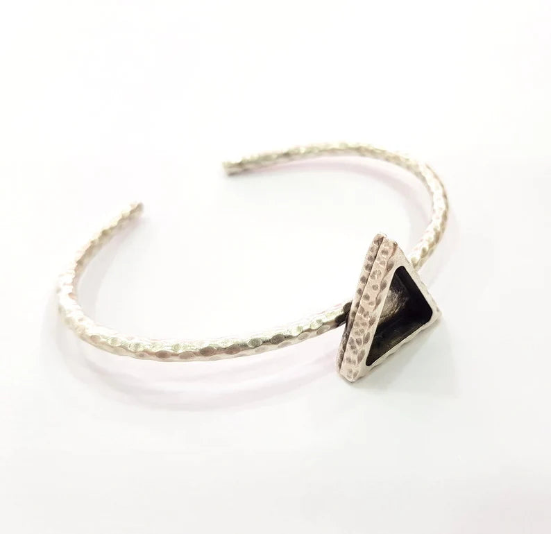 Bracelet Blank Cuff Bezel Resin Cuff inlay Blank Glass Cabochon Base Bezel Hammered Adjustable Antique Silver Bracelet (14x13mm ) G16029