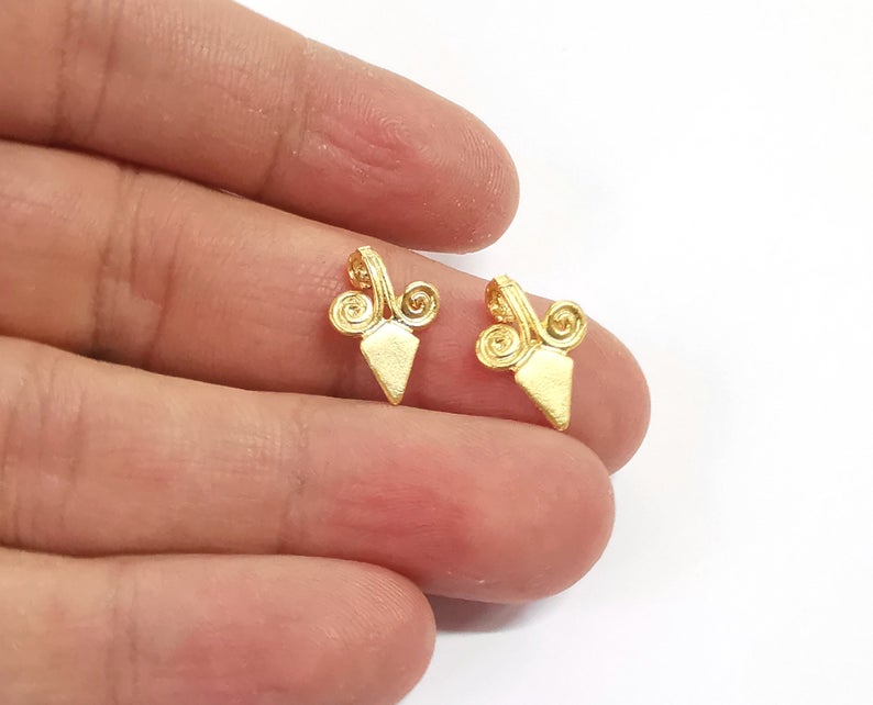 5 Spiral charms Gold plated brass charms (16x11mm) G24209