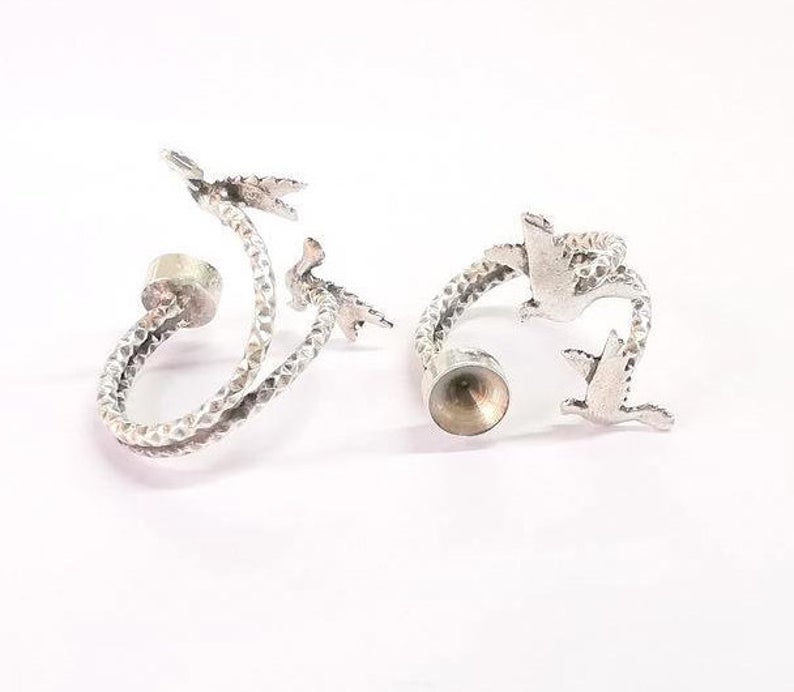 Birds Hammered ring blank Ring setting Ring bezel base Cabochon mountings Adjustable (8mm cone blanks ) Antique Silver Plated Brass G24213