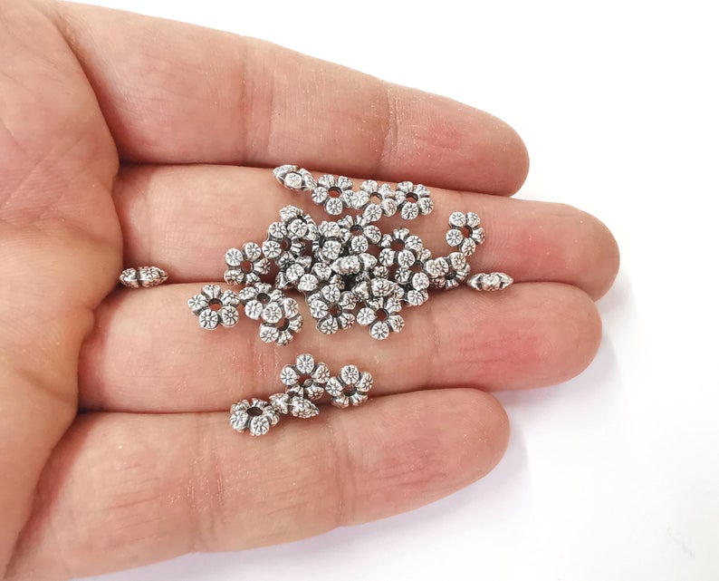 20 Daisy rondelle beads Antique silver plated beads (7x2mm) G24250