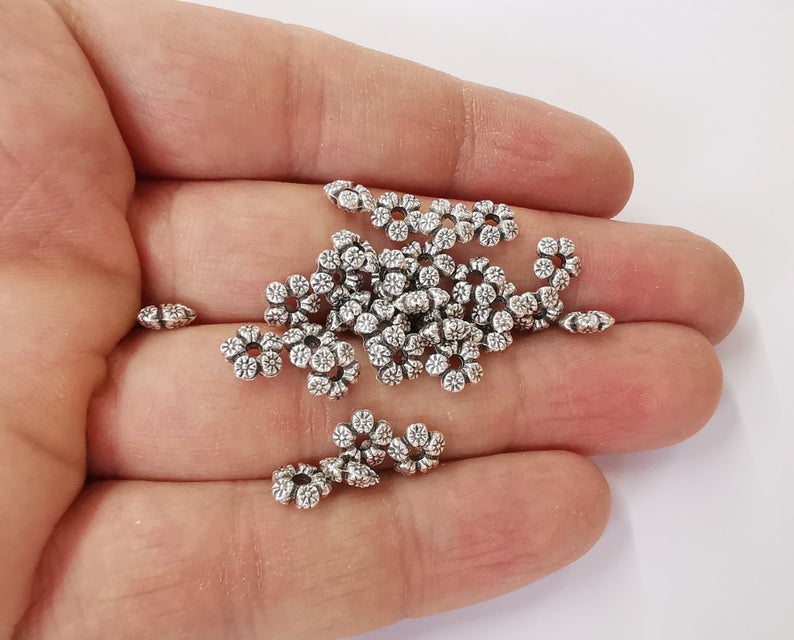 20 Daisy rondelle beads Antique silver plated beads (7x2mm) G24250