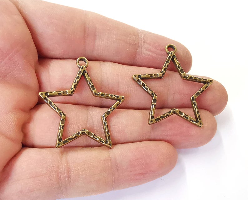 4 Star charms Antique bronze plated charms (36x34mm) G24149