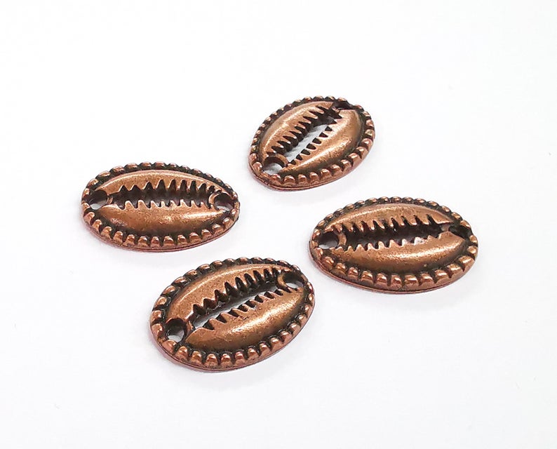 4 Cowrie shell copper charms connector Antique copper plated charms (22x16mm) G27580