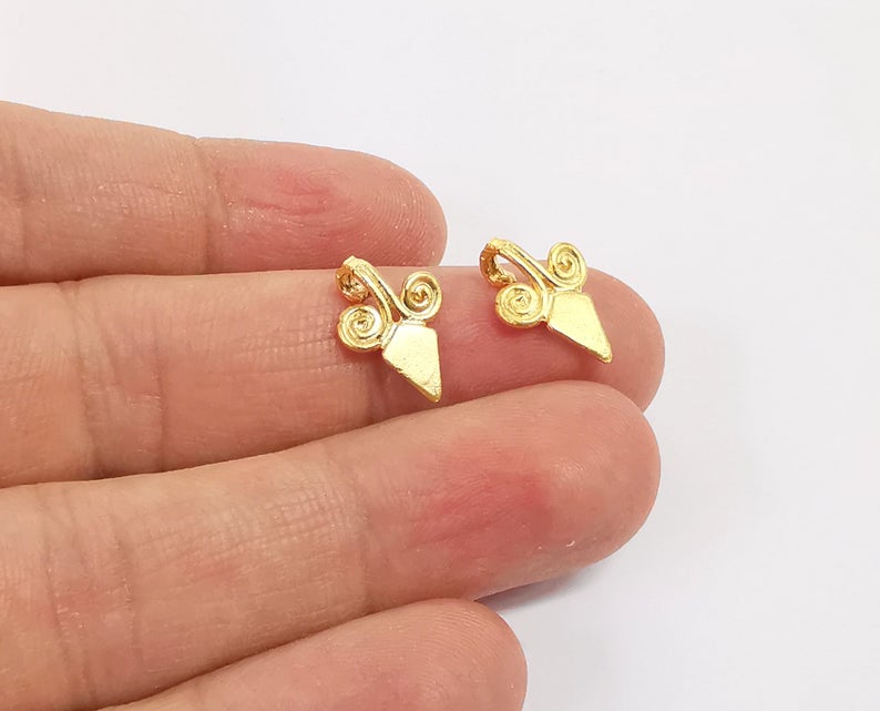 5 Spiral charms Gold plated brass charms (16x11mm) G24209