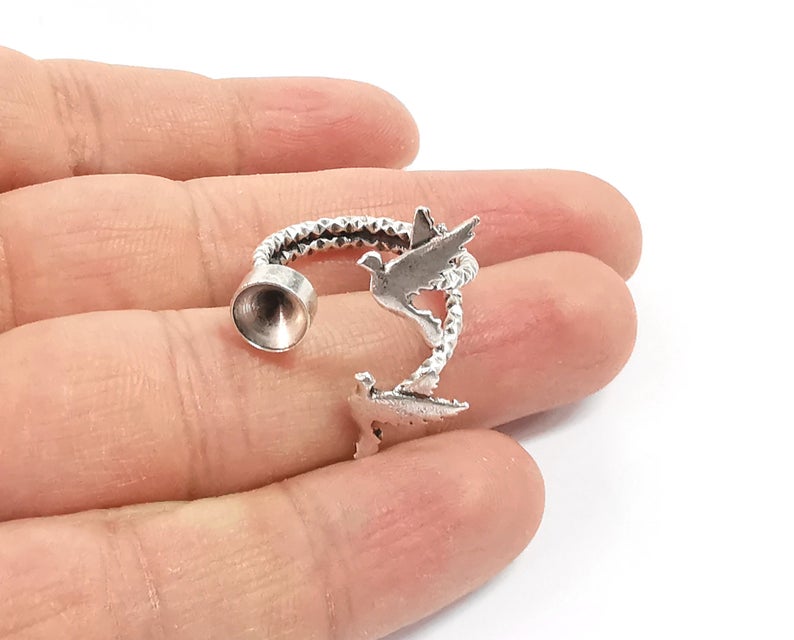 Birds Hammered ring blank Ring setting Ring bezel base Cabochon mountings Adjustable (8mm cone blanks ) Antique Silver Plated Brass G24213