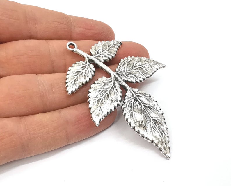 Leaves branch pendant Antique silver plated pendant (77x55mm) G24339