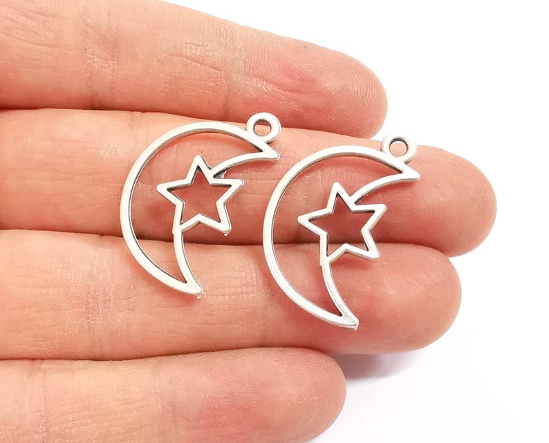 5 Moon and star charms Antique silver plated charms (30x18mm) G24349