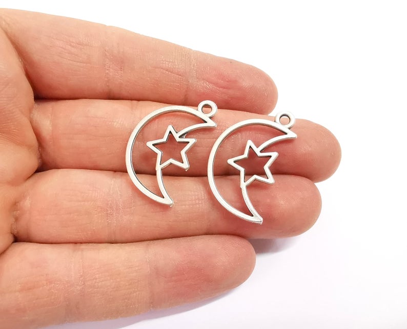 5 Moon and star charms Antique silver plated charms (30x18mm) G24349