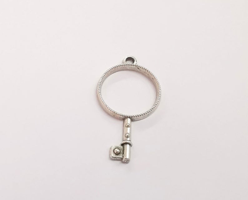4 circle key charms Antique silver plated charms (45x25mm) G24350