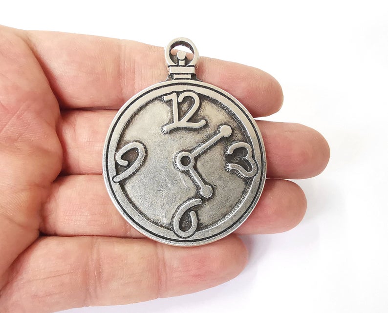 Clock pendant Antique silver plated pendant (63x49mm) G24253