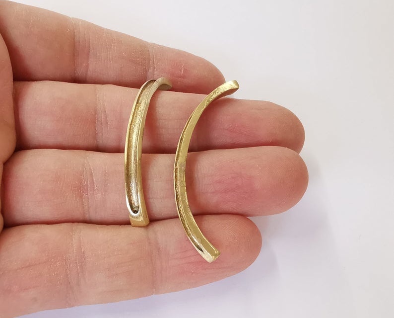 2 Curved raw brass findings connector 50mm G24258