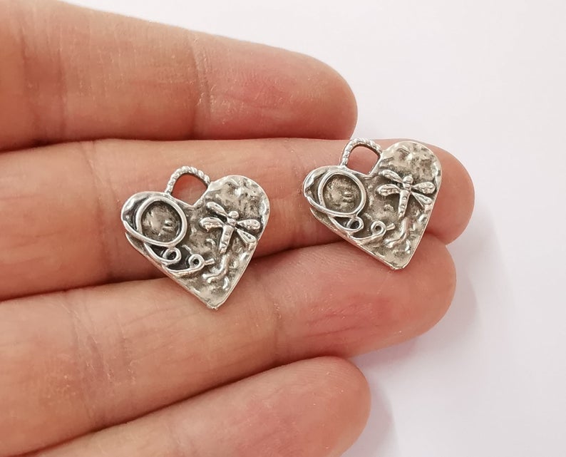 5 Heart dragonfly charm Antique silver plated charms (19x19mm) G24356