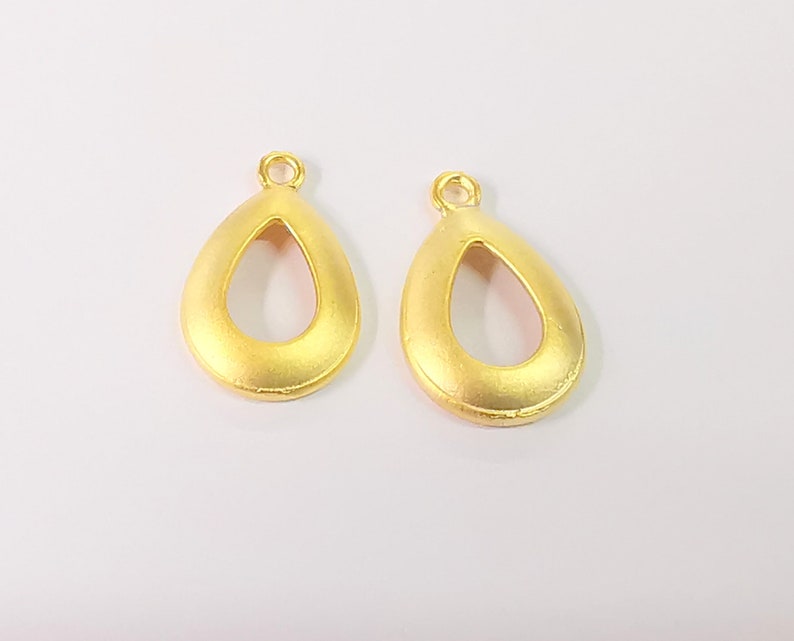 4 Drop charms Gold Plated Charms (23x15mm) G24530