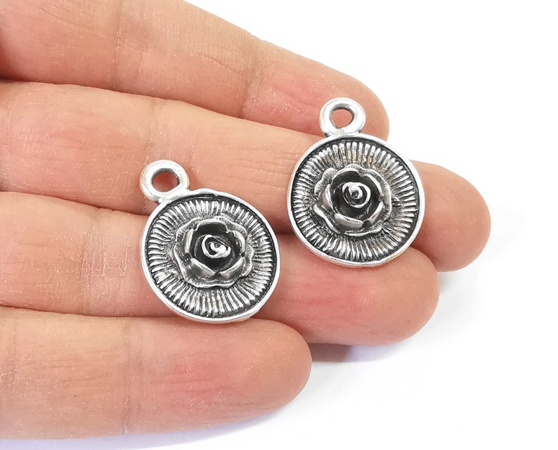 2 Rose charms Antique silver plated charms (28x21mm) G24633